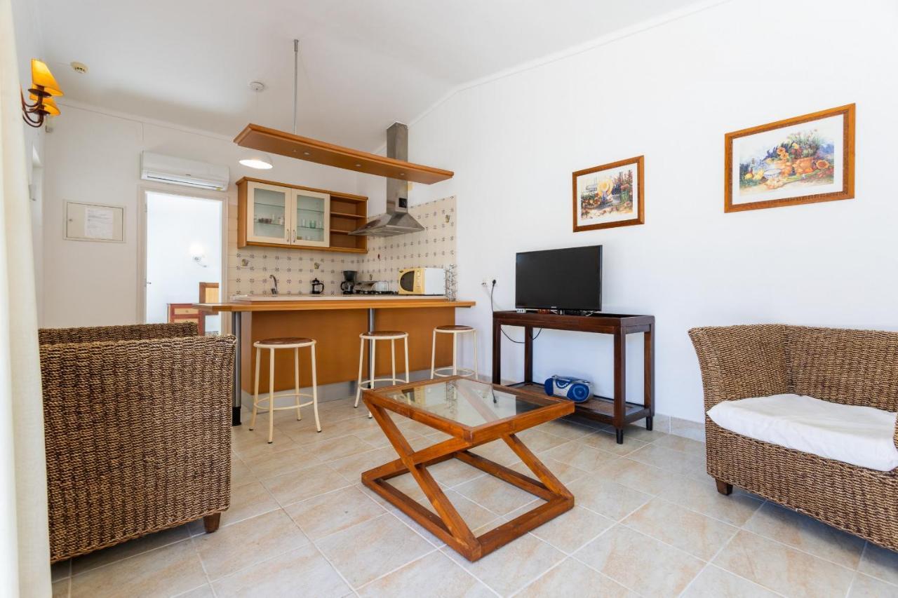 #133 Vila Dias 1 By Home Holidays Albufeira Ngoại thất bức ảnh